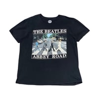 '15 THE BEATLES "ABBEY ROAD" Graphic T-Shirt