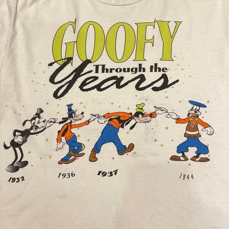 90s Disney “Goofy Through the Years” T-Shirt