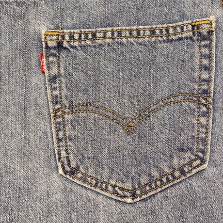00s- Levi’s 550 Denim Short