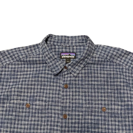 22s Patagonia Plaid Shirt