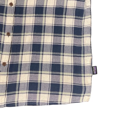 19s Patagonia Plaid Shirt