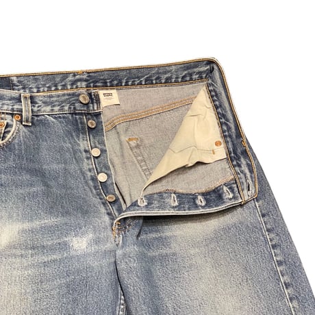 00s- Levi’s 501 Denim Pants