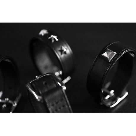 18mm Insert Tip Leather Bracelet / Pyramid Italian Studs Design ( 30th Anniversary Model )