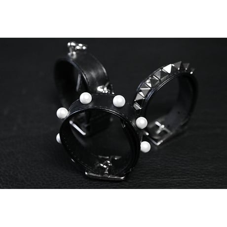 15mm Insert Tip Leather Bracelet / Acute Pyramid Italian Studs Design ( 30th Anniversary Model )