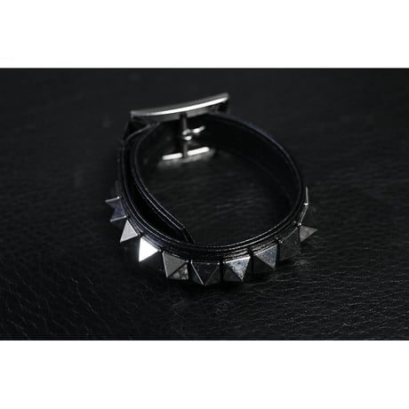 15mm Insert Tip Leather Bracelet / Acute Pyramid Italian Studs Design ( 30th Anniversary Model )