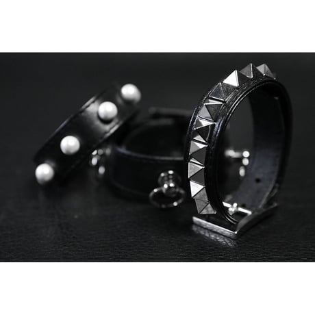 15mm Insert Tip Leather Bracelet / Acute Pyramid Italian Studs Design ( 30th Anniversary Model )