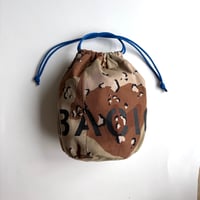 【一点物】BACIO./DRAWSTRING BAG_SAND CAMO_02