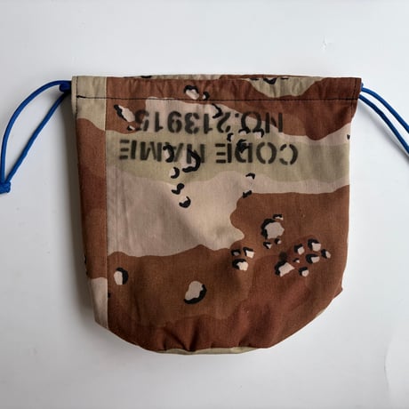【一点物】BACIO./DRAWSTRING BAG_SAND CAMO_02