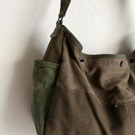 #3511 1970s Canvas Field Bag