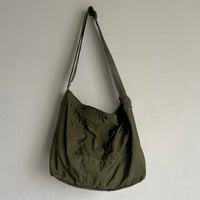 #3522 1960s Nylon Duffle Shoulder Bag