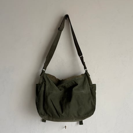 #3513 1960-70s Duffle Field Bag w/Flap