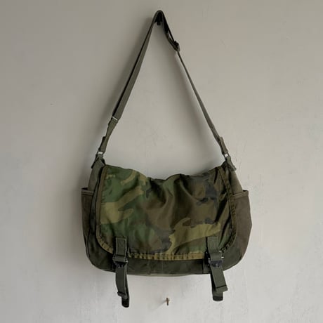 #3521 1970s Duffle Field Bag w/Flap