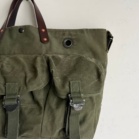 #3509 1970s Duffle ALICE Style Shoulder Bag