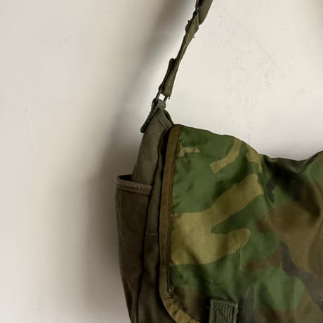 #3521 1970s Duffle Field Bag w/Flap