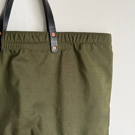 #3439 1650s Nylon Duck Duffle Tote
