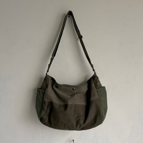#3511 1970s Canvas Field Bag
