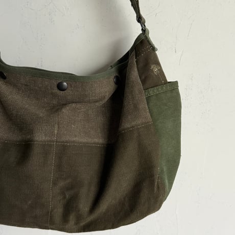 #3511 1970s Canvas Field Bag