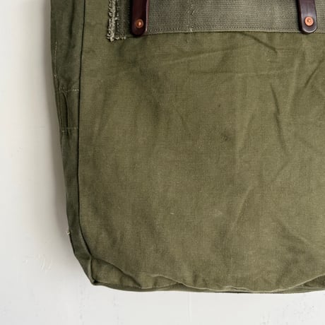 #3525 1960’s Field Cargo Tote