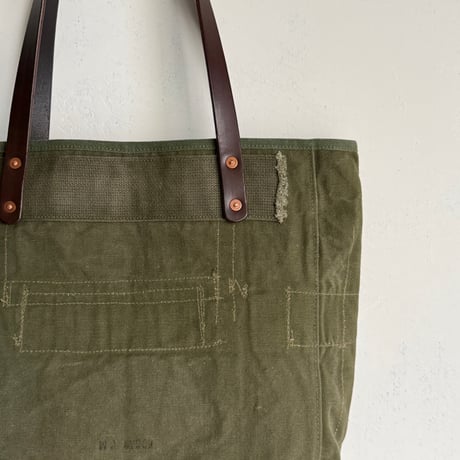 #3525 1960’s Field Cargo Tote