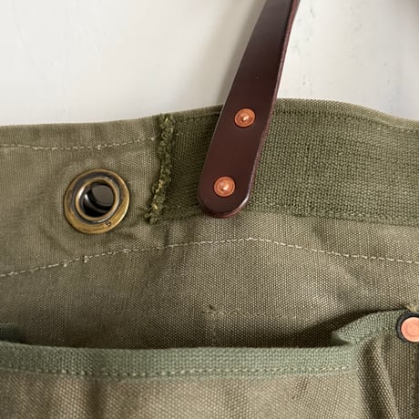 #3518 1950’s 6 Pocket Duffle Tote