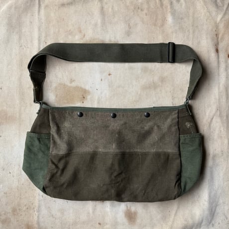 #3511 1970s Canvas Field Bag