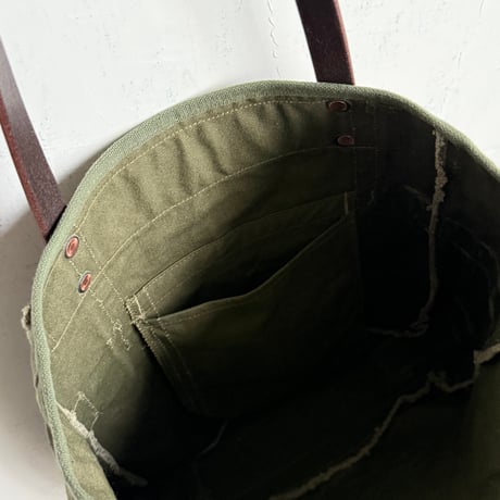 #3525 1960’s Field Cargo Tote