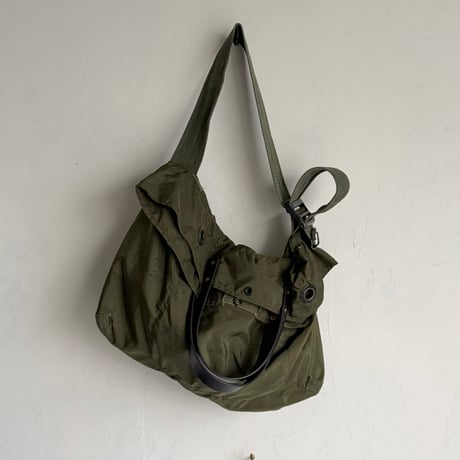 #3514 1960s Nylon Duck Duffle Messenger Bag