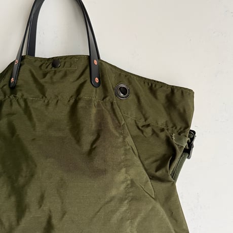 #3514 1960s Nylon Duck Duffle Messenger Bag