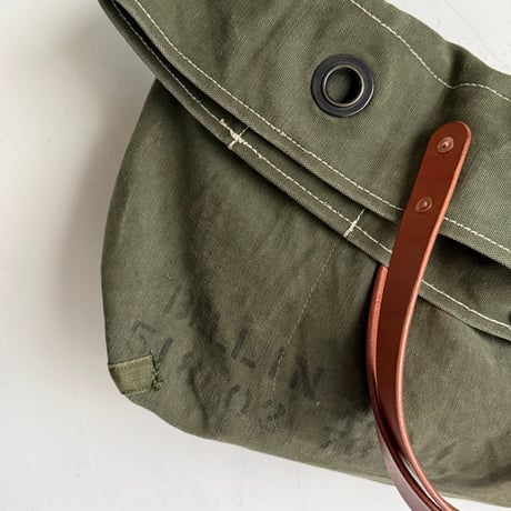 #3515 1950s Duffle Messenger Bag