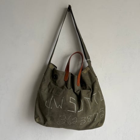 #3476 1940-50s Duffle Shoulder Bag