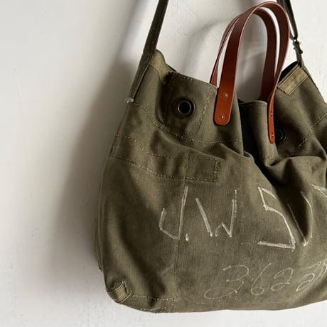 #3476 1940-50s Duffle Shoulder Bag