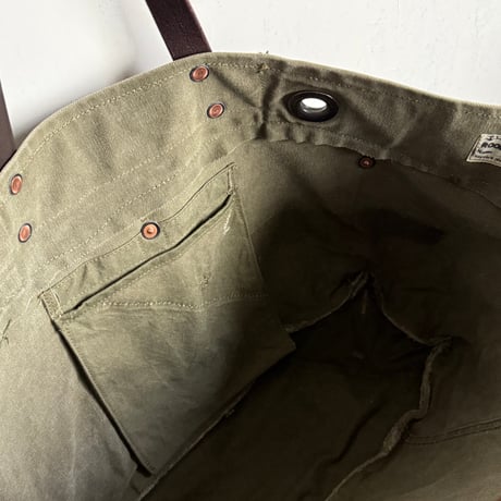 #3518 1950’s 6 Pocket Duffle Tote