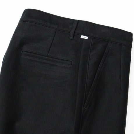 Graphpaper（グラフペーパー）"Cotton Double Serge Two Tuck Tapered Pants"