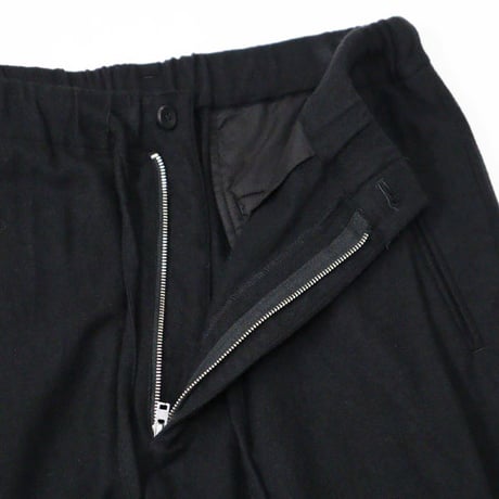 ULTERIOR（アルテリア）"SUPER FINE WOOL VIYELLA DRAWSTRING PANTS"