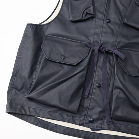 ENGINEERED GARMENTS（エンジニアード ガーメンツ）"Field Vest - Polyester Coated Cloth"