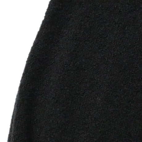 ATON（エートン）"WOOL MINI BOUCLE ZIP UP POLO SWEATER"