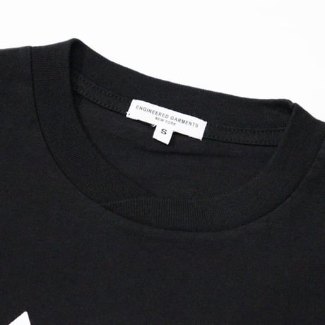 ENGINEERED GARMENTS（エンジニアード ガーメンツ）"Printed Cross Crew Neck T-Shirt / Outdoor"