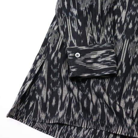 HEUGN（ユーゲン）"Morris IKAT print"