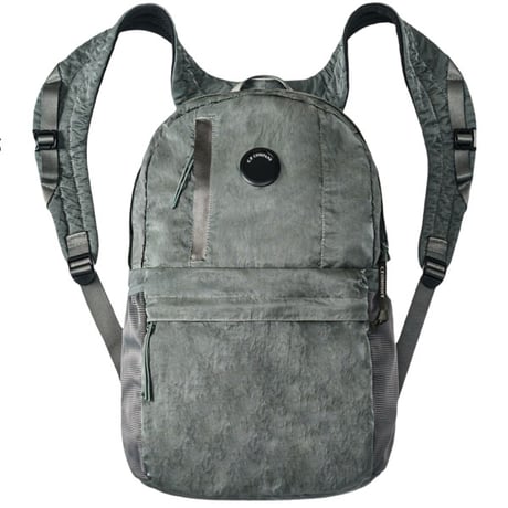 C.P. Company（シーピーカンパニー）"NYLON B LENS BACKPACK"
