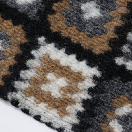 ENGINEERED GARMENTS（エンジニアード ガーメンツ）"Button Shawl - Wool Poly Chenille"