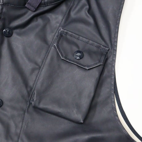 ENGINEERED GARMENTS（エンジニアード ガーメンツ）"Field Vest - Polyester Coated Cloth"