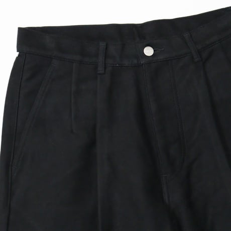Graphpaper（グラフペーパー）"Cotton Double Serge Two Tuck Tapered Pants"