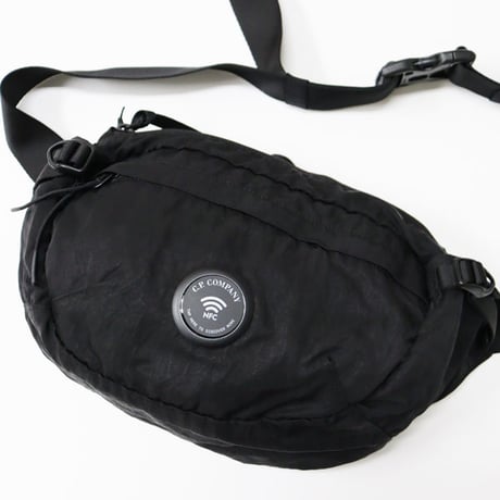 C.P. Company（シーピーカンパニー）"NYLON B LENS WAIST BAG"