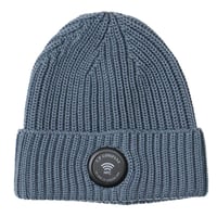 C.P. Company（シーピーカンパニー）"EXTRAFINE MERINO WOOL LENS BEANIE - ORION BLUE"