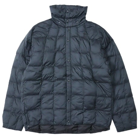 Goldwin（ゴールドウィン）"PERTEX QUANTUM TFC Dot Insulated Jacket"