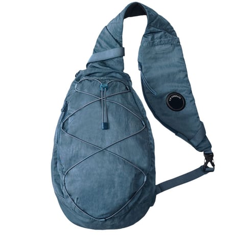 C.P. Company（シーピーカンパニー）"NYLON B CROSSBODY BACKPACK - ORION BLUE"