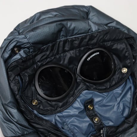 C.P. Company（シーピーカンパニー）"D.D. SHELL GOGGLE CHEST POCKET JACKET"