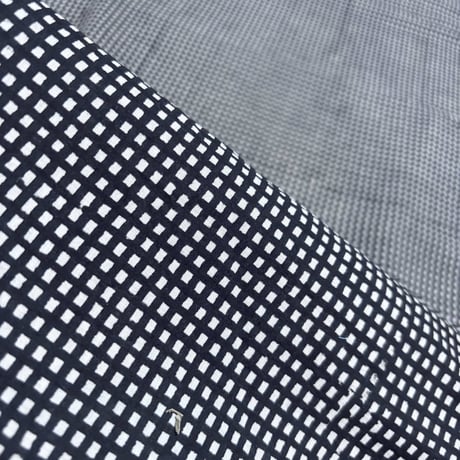 【50cm単位】ブラックホワイトメッシュ調　インド綿　ハンドブロックプリント生地　コットン