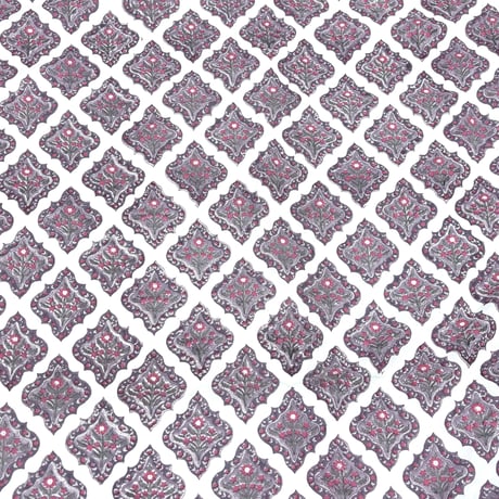 【50cm単位】ホワイトグレーダマスクマゼンタフラワー　インド　ハンドブロックプリント生地　テキスタイル  コットン