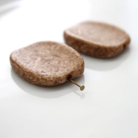 . 大きめフラットだ円ビーズ　2個（クッキー）26㎜　フランスヴィンテージ